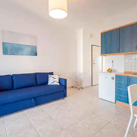 1-bedroom 500m Away From The Appartement