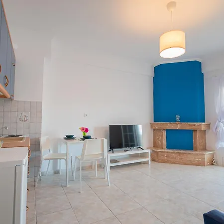 1-bedroom 500m Away From The *