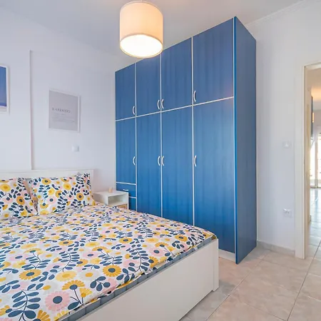 1-bedroom 500m Away From The Appartement